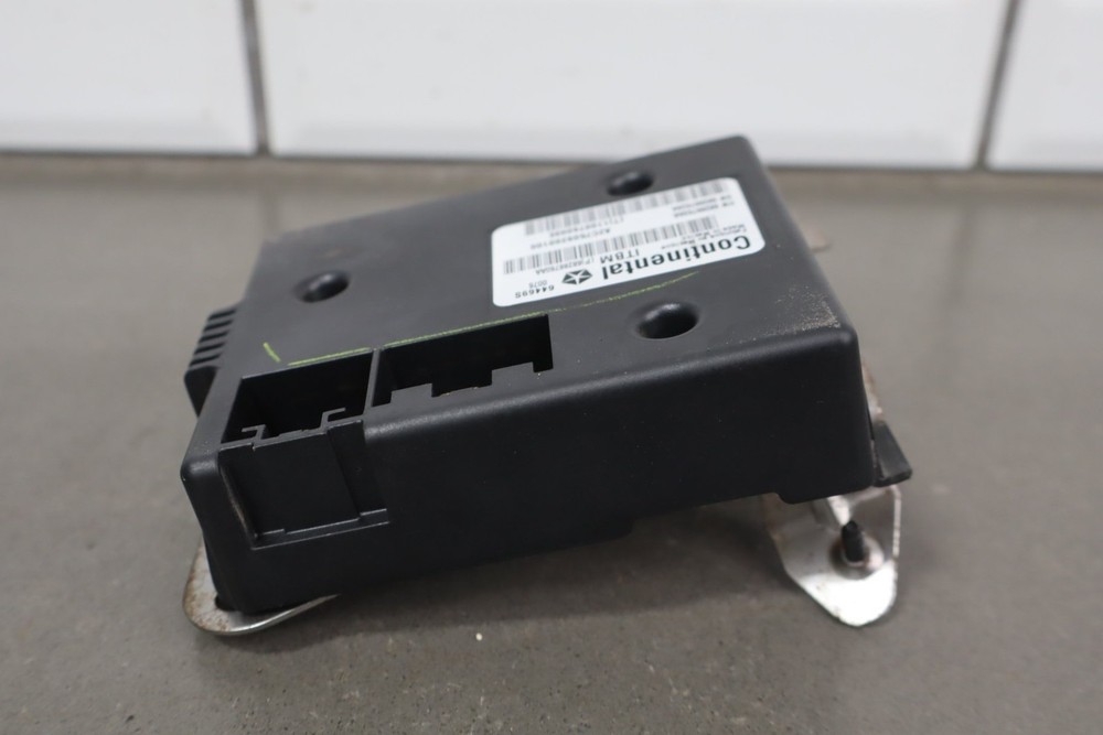 2013-2018 Ram 2500 Dash Mounted Trailer Brake Controller & Module OEM