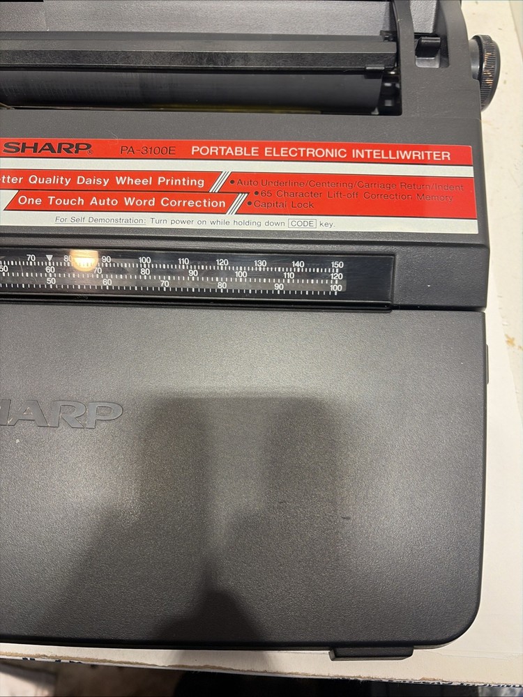 SHARP PA-3100E Portable Electronic Typewriter & manual | TESTED