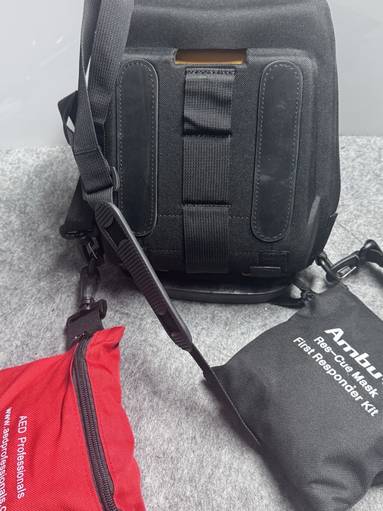 Physio Control Lifepak CR Plus Great Condition With Case