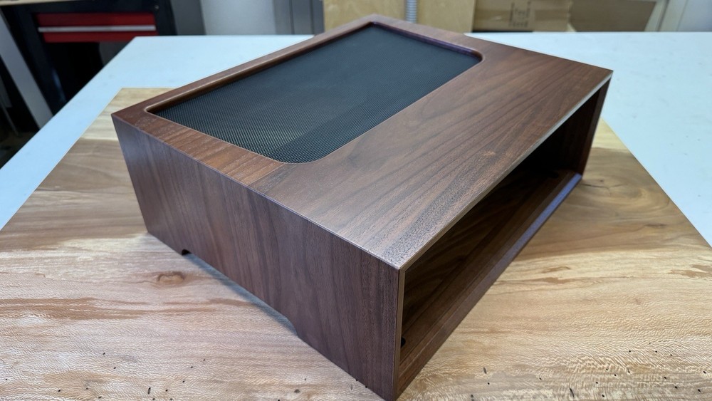 Marantz WC-22 | Side Cutouts | Solid Walnut| Fits most 22/44 SERIES (Pre-Order)