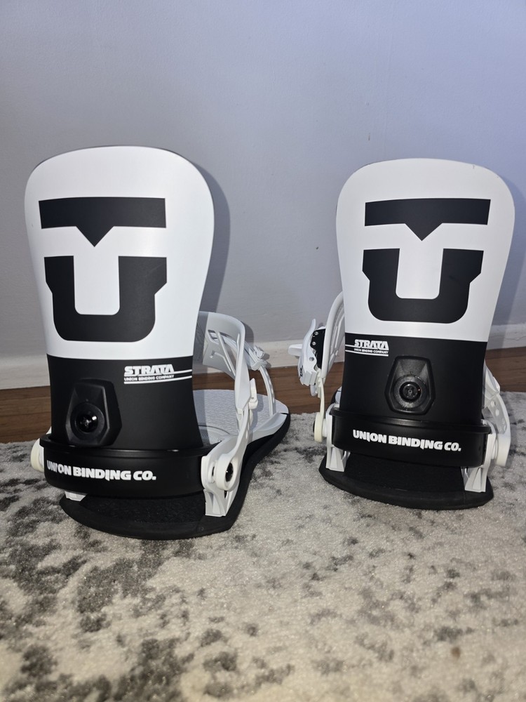 Union Strata Snowboard Bindings Black and White Size Large