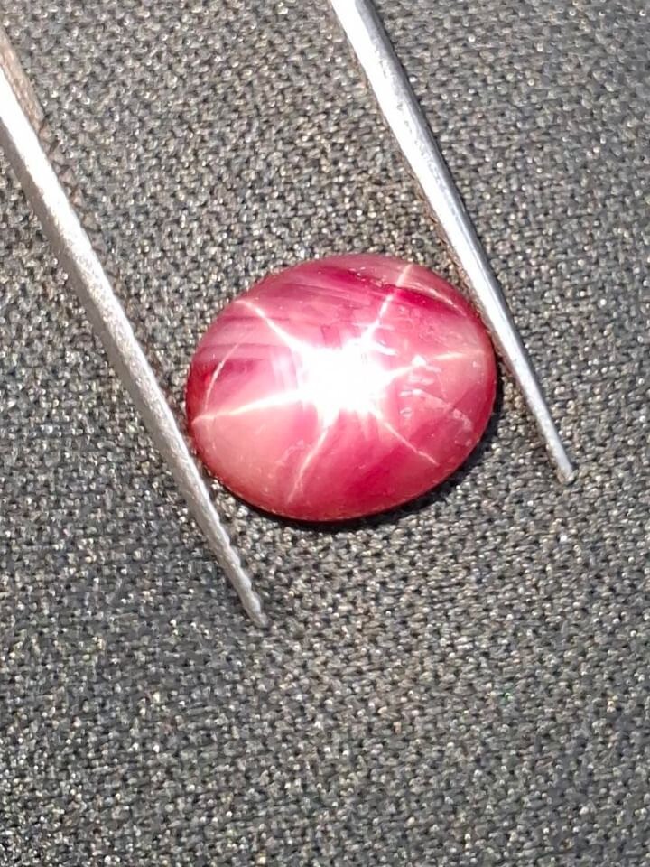 4.13cts Beautiful 6 Ray Star Ruby 100% Natural Gemstone