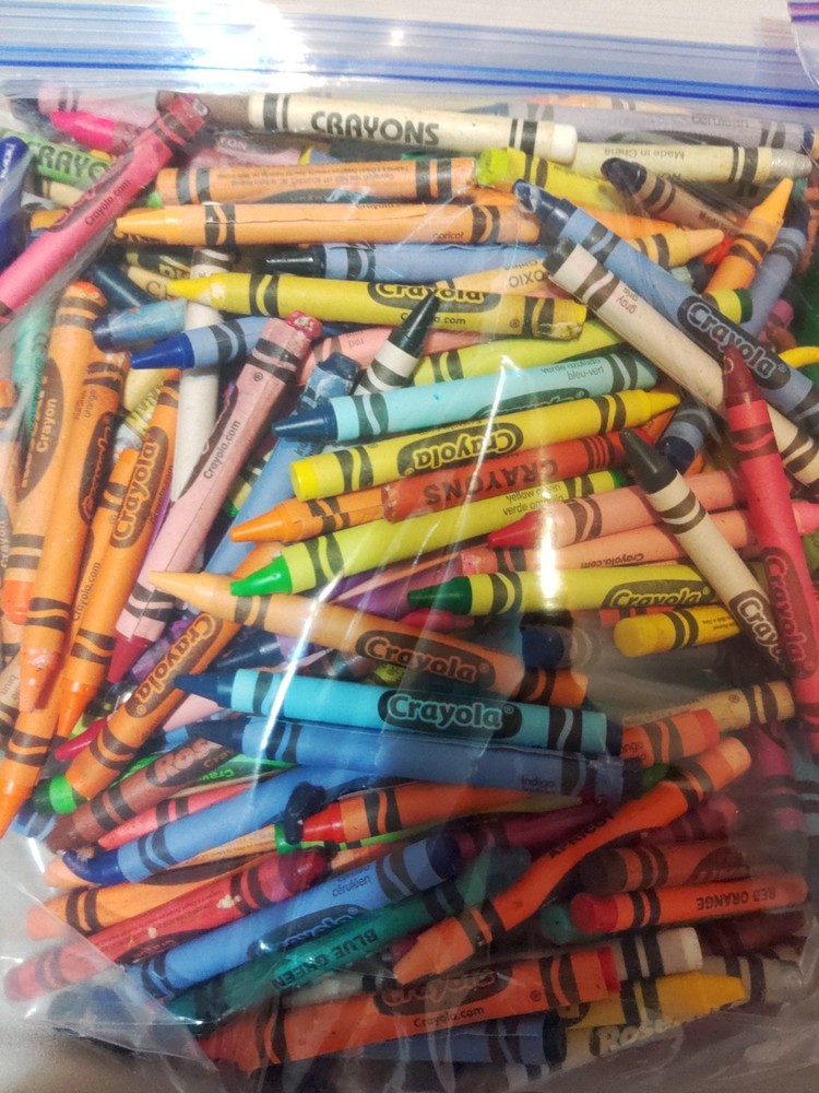 CRAYONS