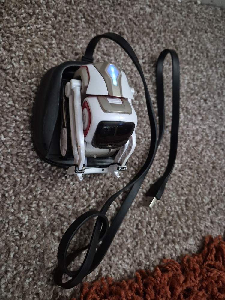Anki Cozmo Robot with Base Charger