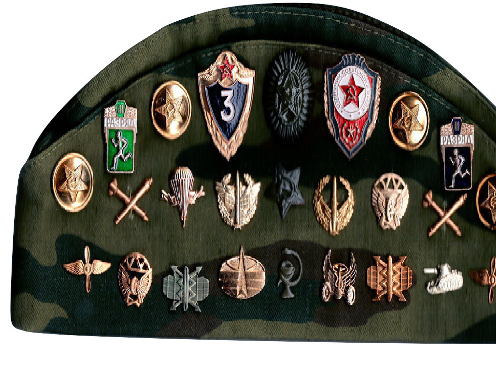 Russian Authentic Pilotka Hat w/ Badges Camouflage