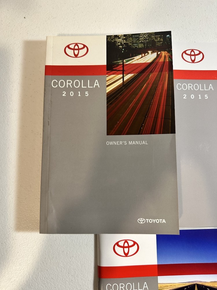 2015 Toyota Corolla Owner's Manual Set