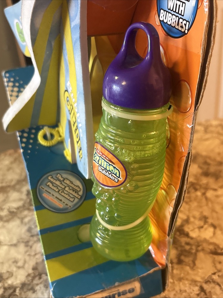 FunRise Gazillion Bubbles Dip & Throw Bubble Glider Plane New With Solution