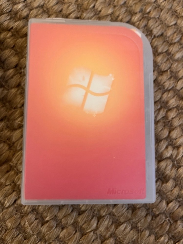 Microsoft Windows 7 Professional 32/64 Bit Full Version for Windows (FQC-00129)