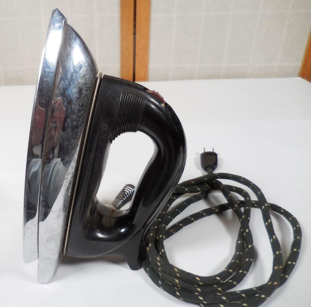 Sunbeam Ironmaster Vintage Iron Model A-4