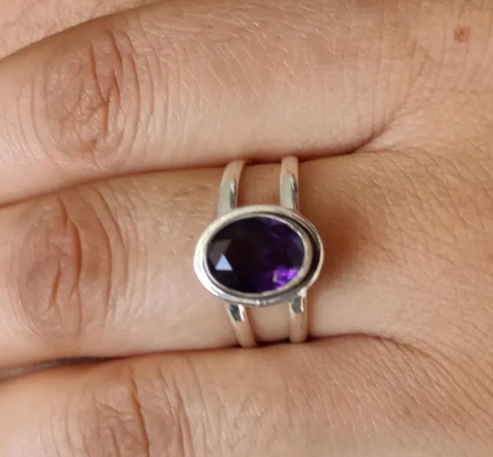 Solid 925 Sterling Silver Natural Amethyst Oval Purple Gemstone Split Band Ring