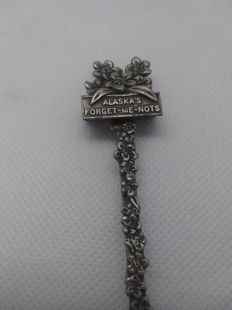 WAPW England Alaska's Forget Me Nots Spoon