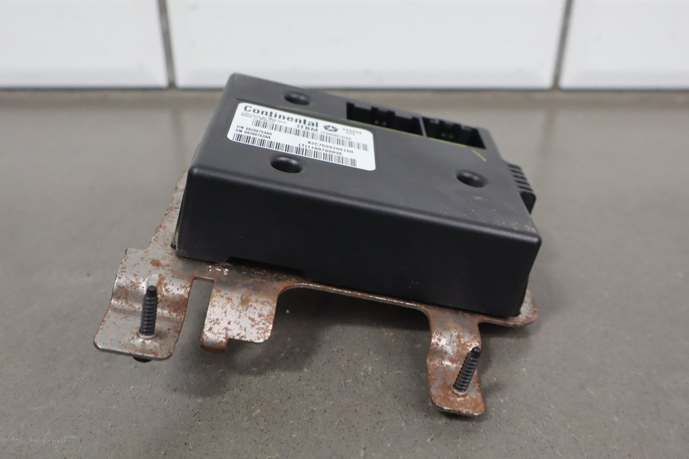 2013-2018 Ram 2500 Dash Mounted Trailer Brake Controller & Module OEM