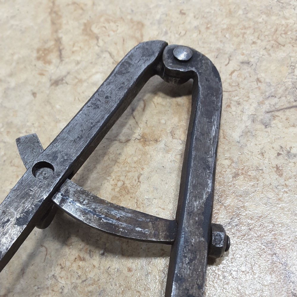 Antique Vintage Measuring Compass Divider Caliper