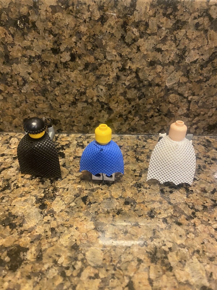 5 - Lego Mini-Figure Capes ***NEW***