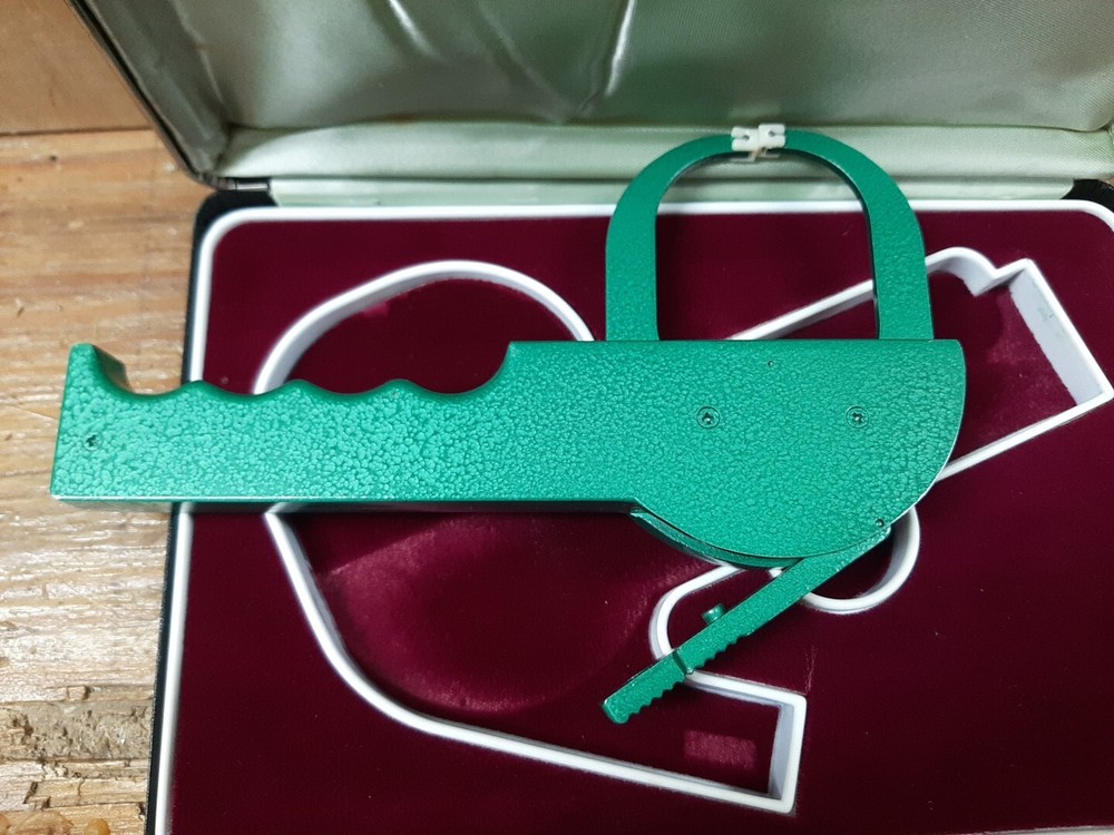 LANGE SKINFOLD CALIPER BETA TECHNOLOGY in Storage Case