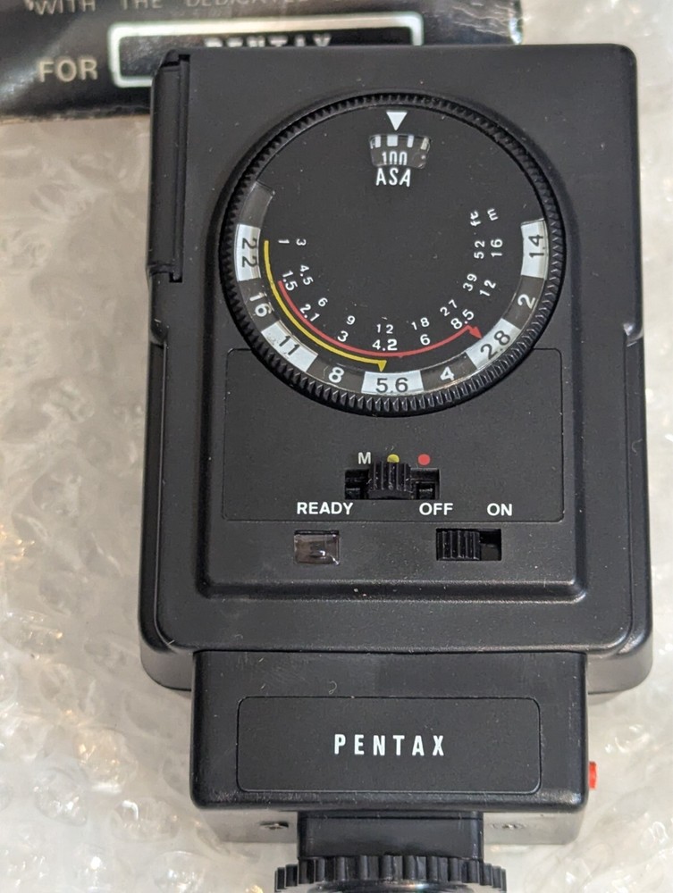 Lenmar FFD-40 Dedicated Fast Flash for Pentax Excellent Condition Tested Working