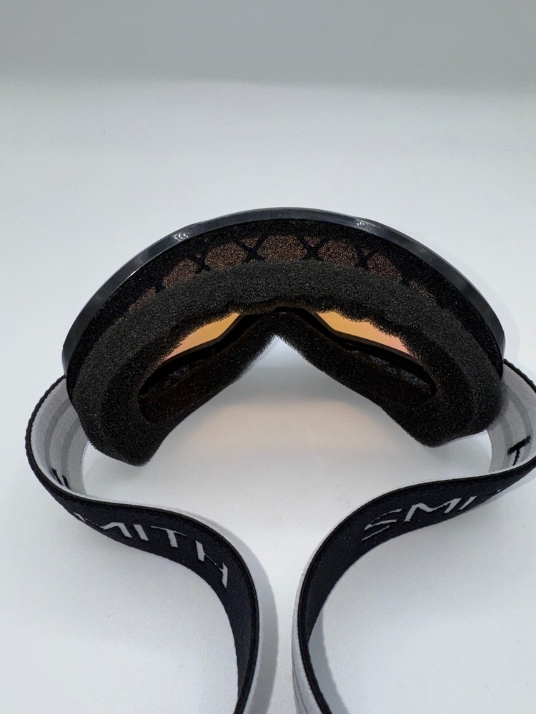 Smith Vogue Black with Blue Sensor Mirror Lens Size M
