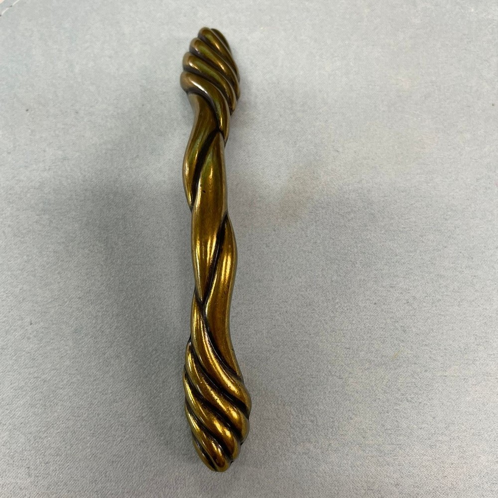 3" or 3-3/4" Dual Mount Expressions Pull Regency Brass