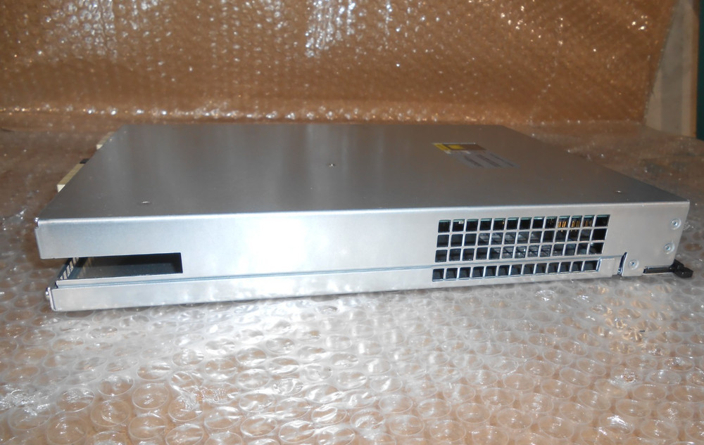 NetApp IOM6 SAS Storage Controller Ethernet Server Module P/N: 111-00190+B1