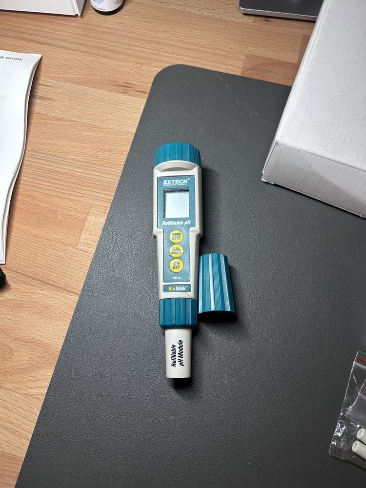 Extech PH100 ExStik PH Waterproof Meter