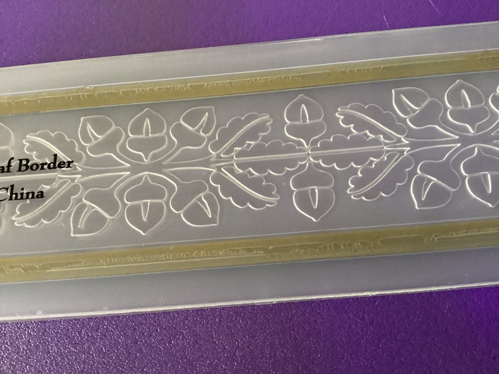 Anna Griffin Acorn and Leaf 12” Cut & Emboss Folder