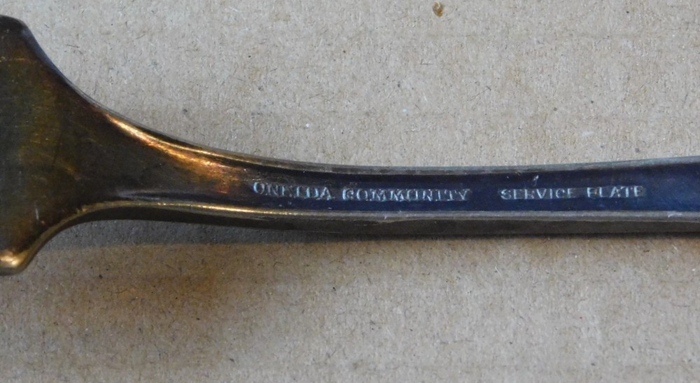 Oneida Community Service Plate ~ Chautauqua ~ Silverplate Dot-Dash Dinner Forks