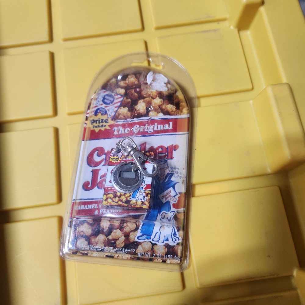 Vintage Cracker Jack 90s Keychain Watch/clock D48