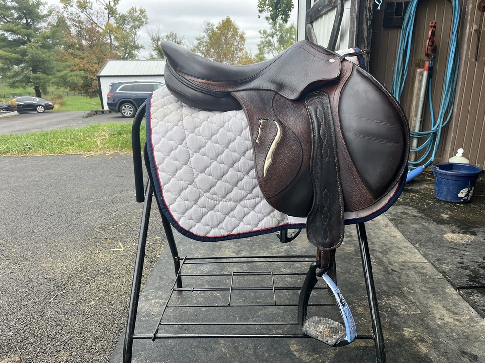 2022 Antares Evolution 16.5 Saddle