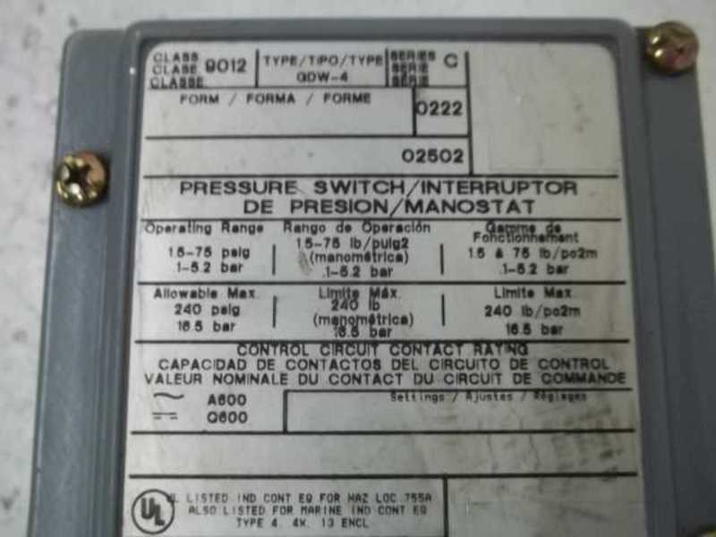 SQUARE D 9012-GDW-4 SER.C PRESSURE SWITCH UNMP