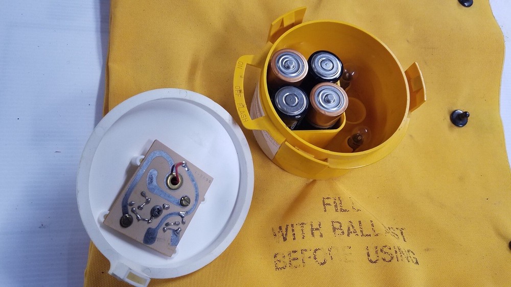 TEK-LITE TEMPORARY RUNWAY LIGHT MARKER MARKING LIGHT AIRCRAFT GROUND