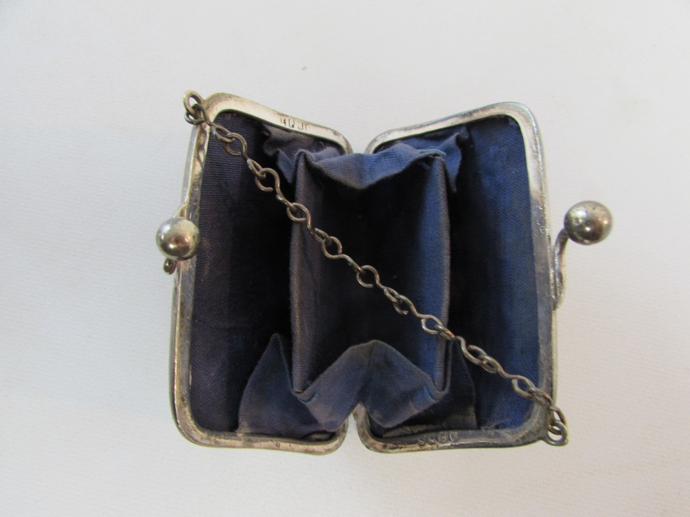 (ref288CDF) Small antique silver plated purse