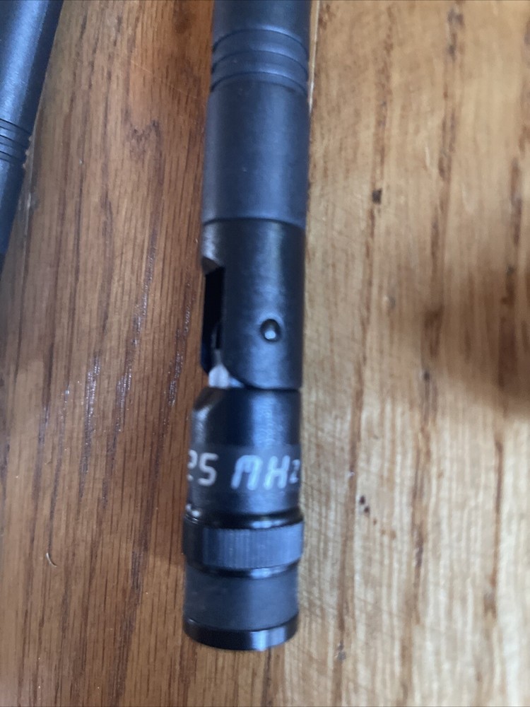 525 MHz Black Antenna