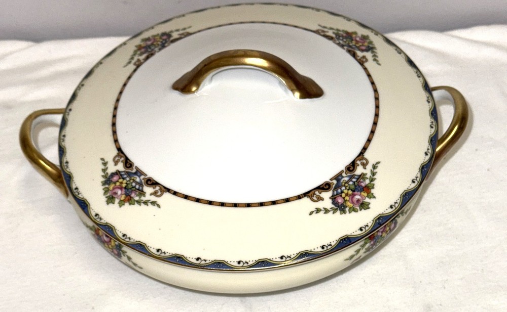 Noritake MARIANA 8" ROUND SERVING BOWL W/LID