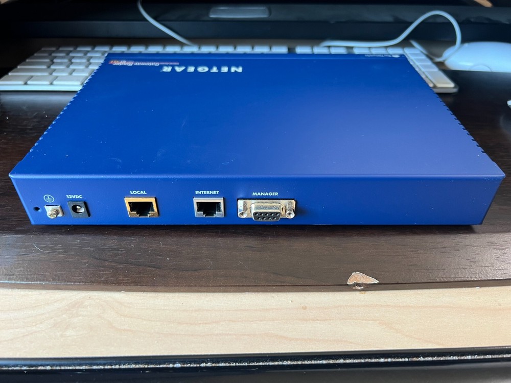 Netgear RT311 10/100 Gateway Router (Tested and Working)