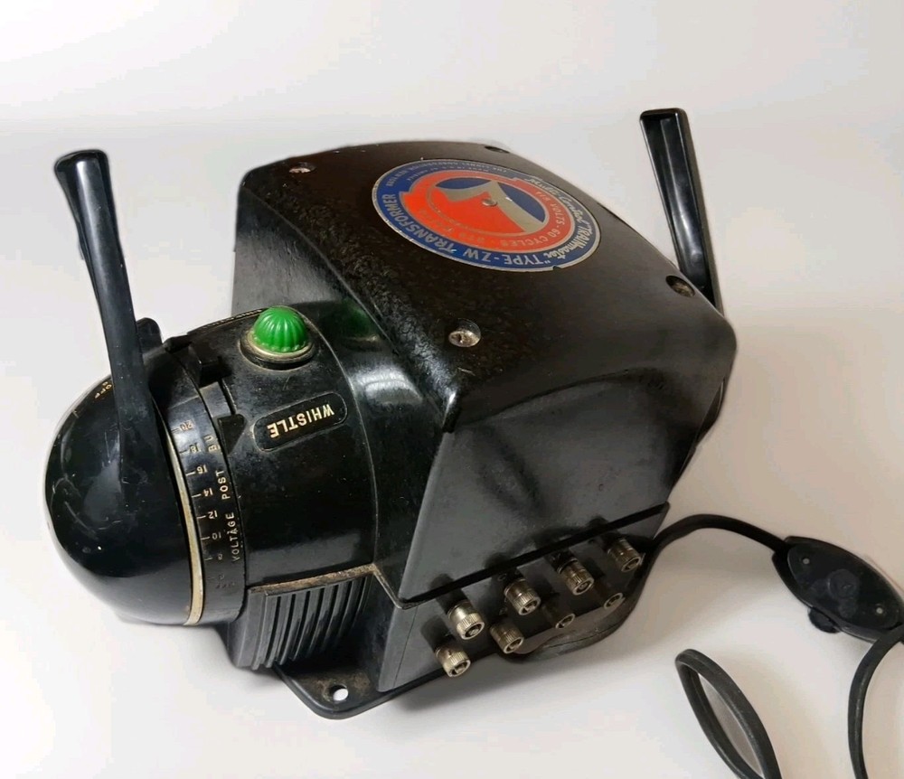 Lionel ZW-275 Watt Postwar Trainmaster Transformer - Works
