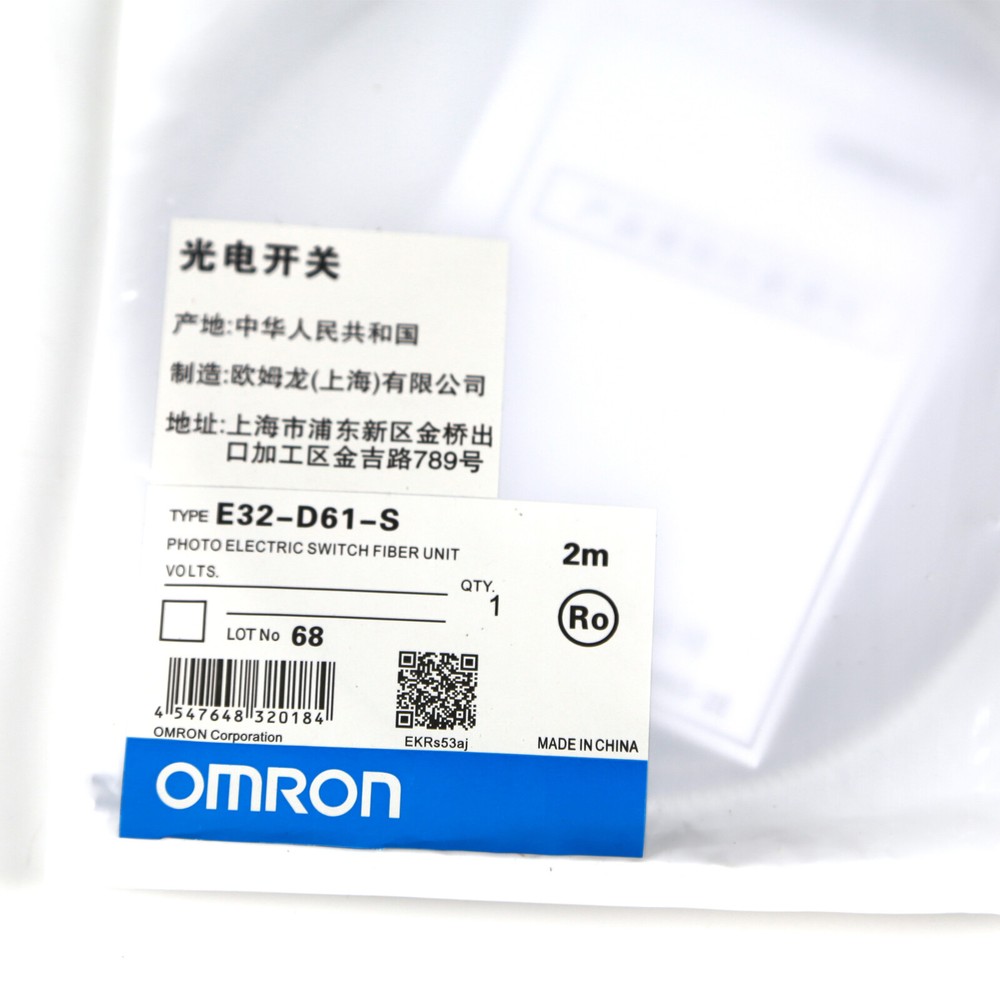 1PC Omron E32-D61-S E32D61S Proximity Switch New Expedited Shipping