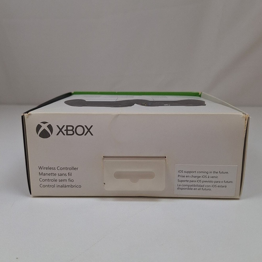 Microsoft Xbox Wireless Controller Box (Carbon Black)