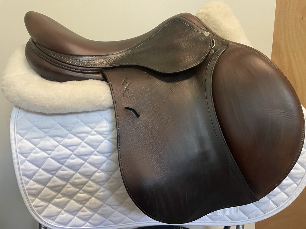 Antares saddle 17.5 / SC 2011 / 4.5 Dot To Dot