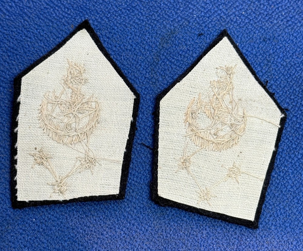 MILITARIA 2 COLLAR LEGS COLONIAL ADMINISTRATOR