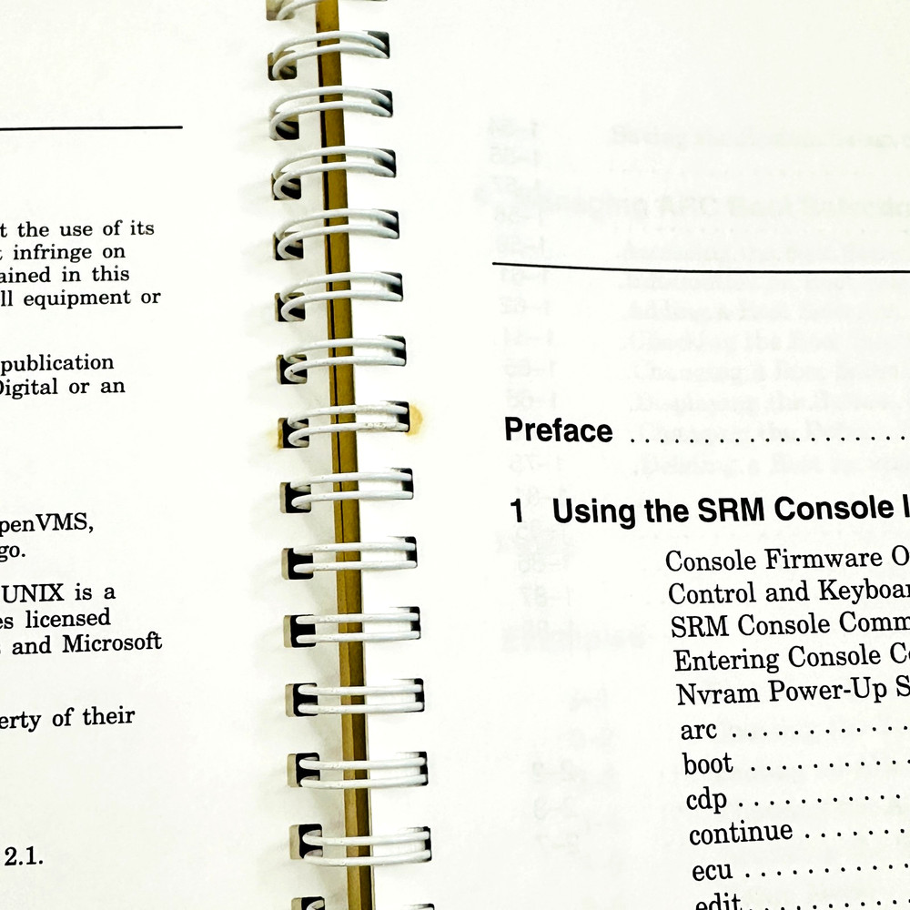 Digital AlphaServer 2000/2100/2100A Firmware Reference Guide 3rd Print 1995 DEC