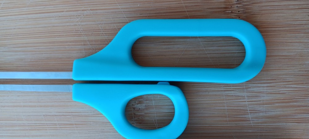 12 Pairs EASY GRIP ANGLED SCISSORS