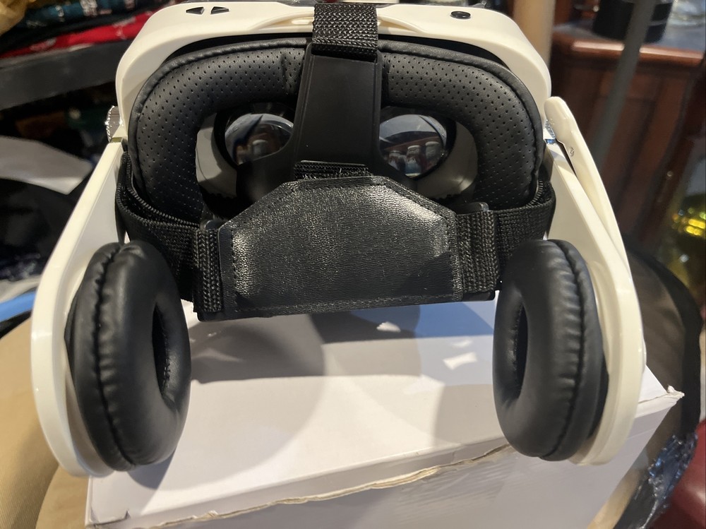 Canbor virtual reality headset