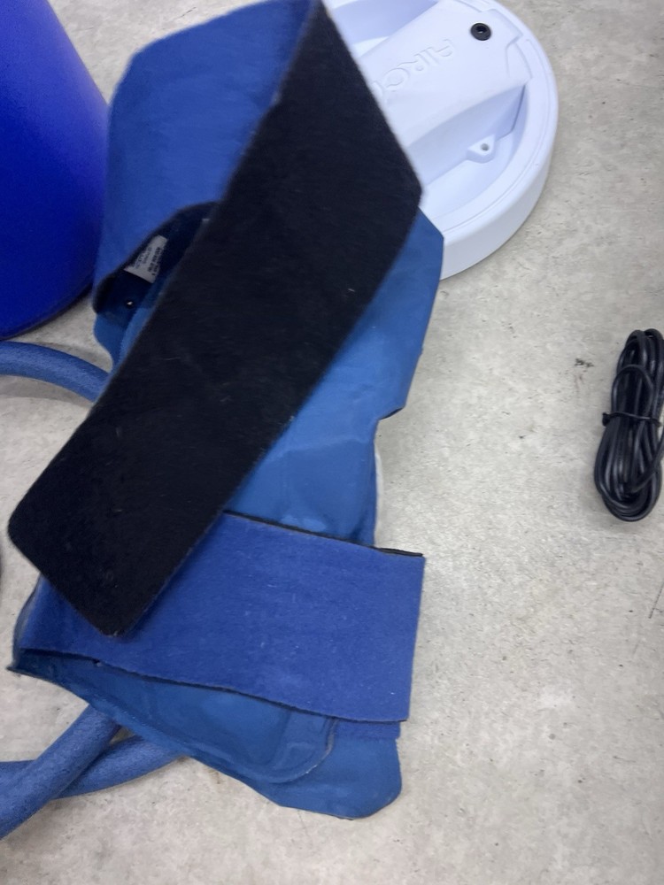 Cryo/Cuff Cryocuff Cooler Therapy Motorized IC Compression Knee Size Medium