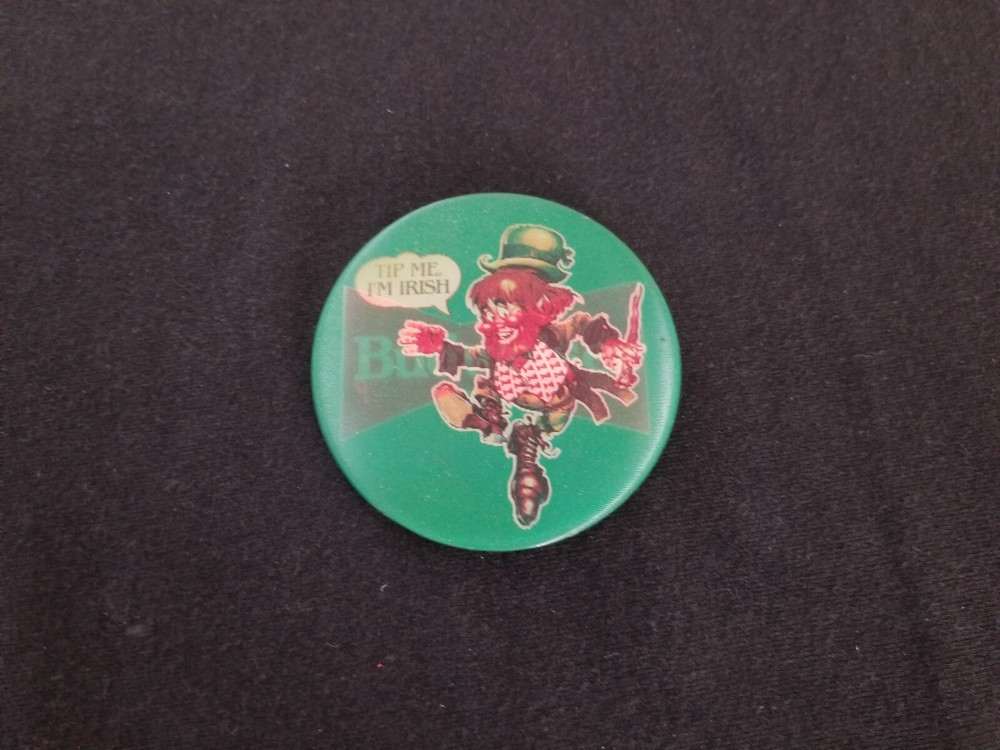 Vintage Budweiser Leprechaun Lenticular Pinback Button - 3" Diameter