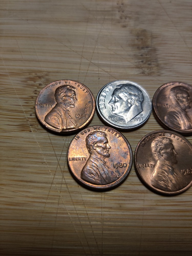 1984 error Lincoln cent Penny miscellaneous lot. five coins total.