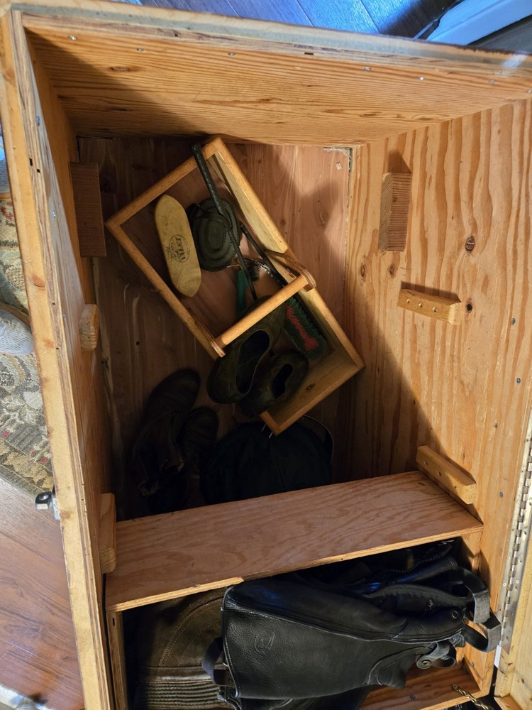 Tack Trunk Wood Large