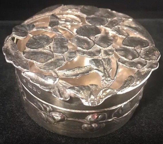Nice Tiffany Openwork Arts & Crafts Sterling Silver Box Made In England
