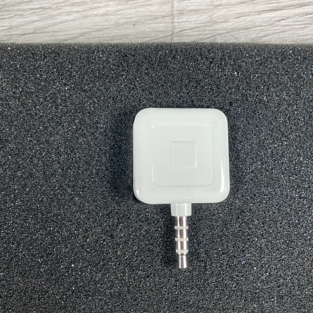 Square Credit Debit Card Reader 3.5mm Headphone Aux Jack White iPhone Android