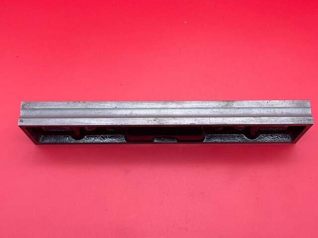 STARRETT 132-9 Precision Bench Level, 9" IN STOCK - display model