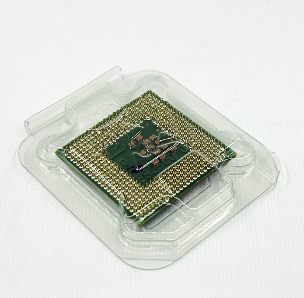 Intel Centrino PM765 2.1GHz 2M Laptop CPU Genuine Formal Support for 855 Chipset